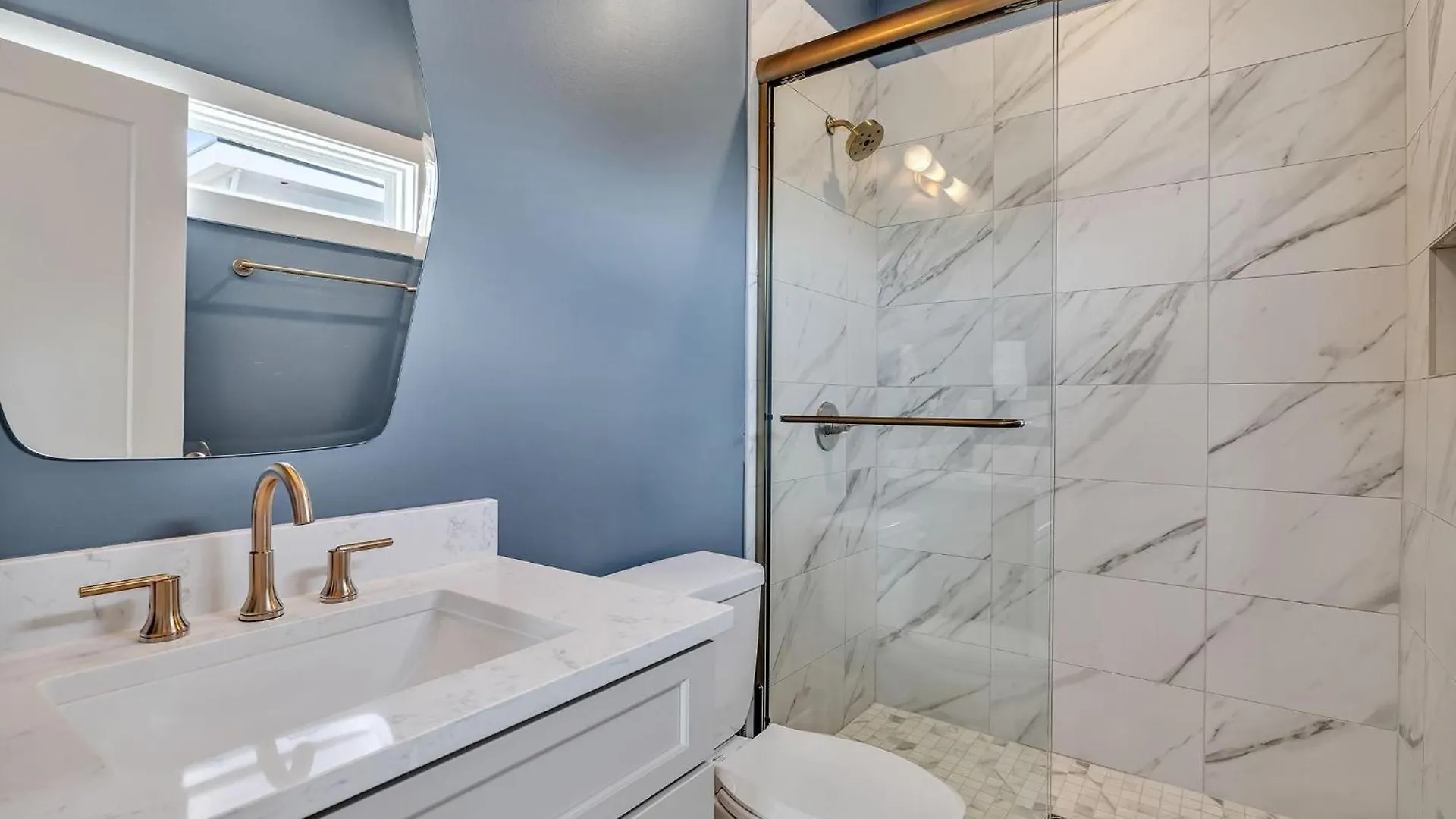 Holiday home Resonant - 2 Townhomes - 2 Private Rooftop Decks Nashville United States